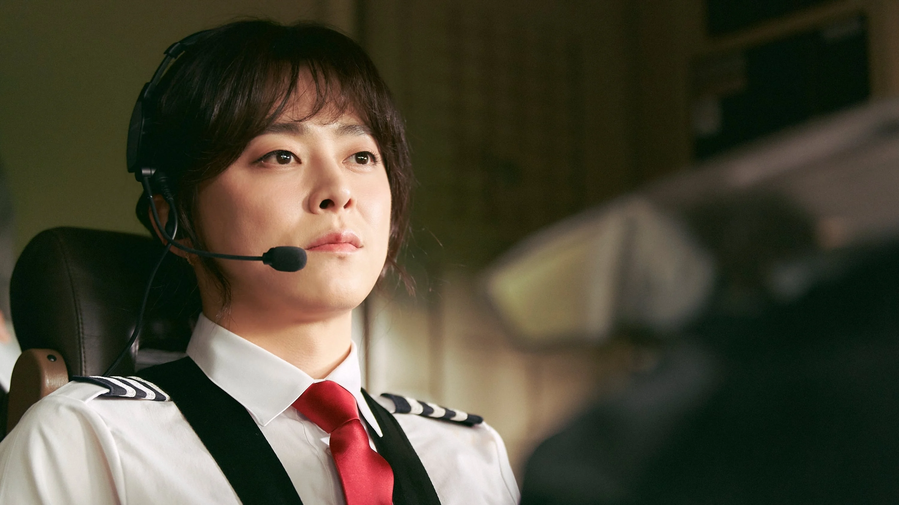 Chàng Nữ Phi Công Full